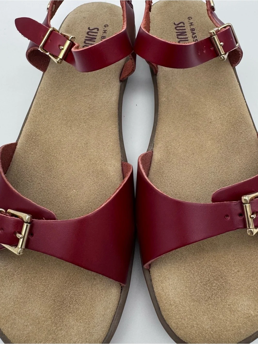 G.H. Bass Sunjuns Joanne Burgundy Red Leather Strappy Flat Sandals Women's 8 WW